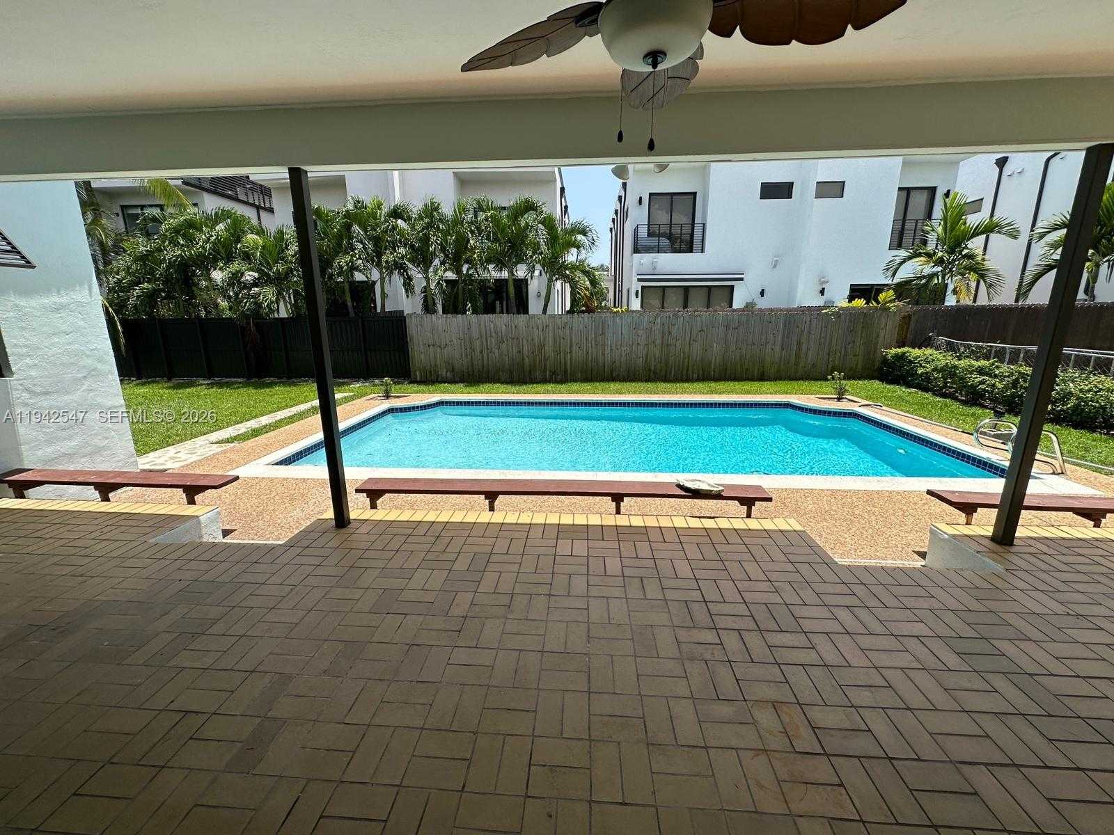 Small Image of 3050 SOUTH WEST 21ST ST, Miami Number 31