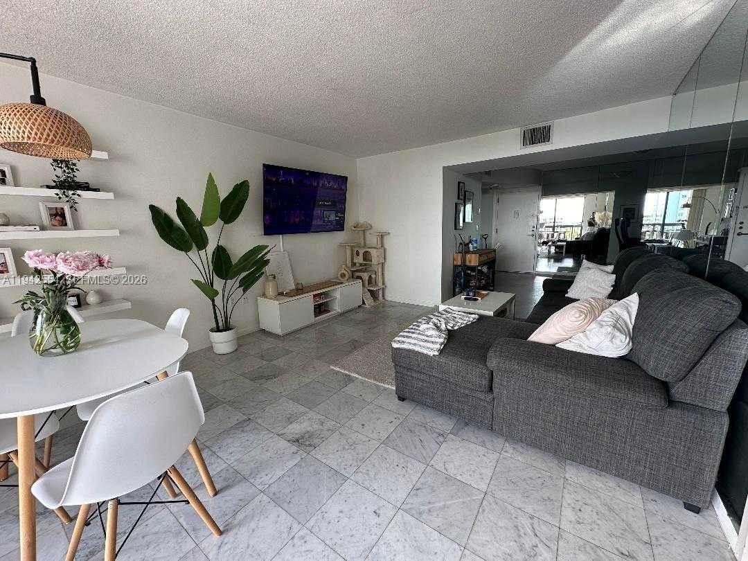 Small Image of 2333 BRICKELL AVE #1108, Miami Number 12