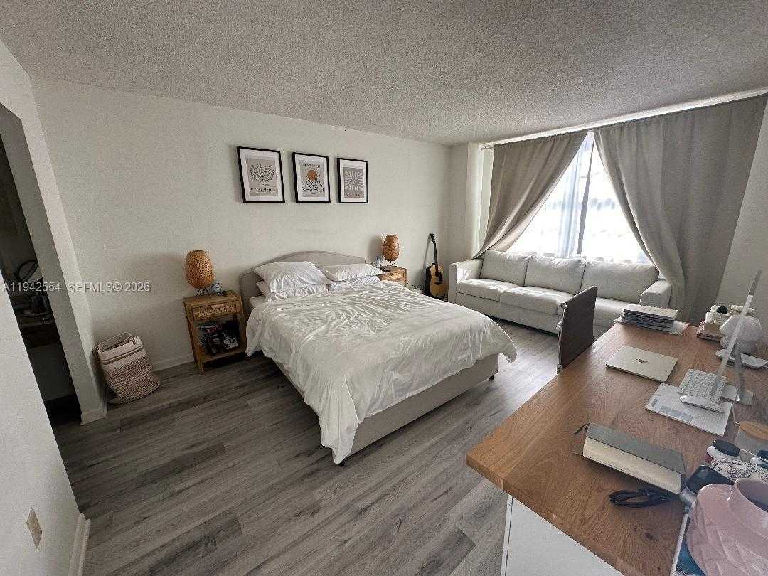 Small Image of 2333 BRICKELL AVE #1108, Miami Number 14