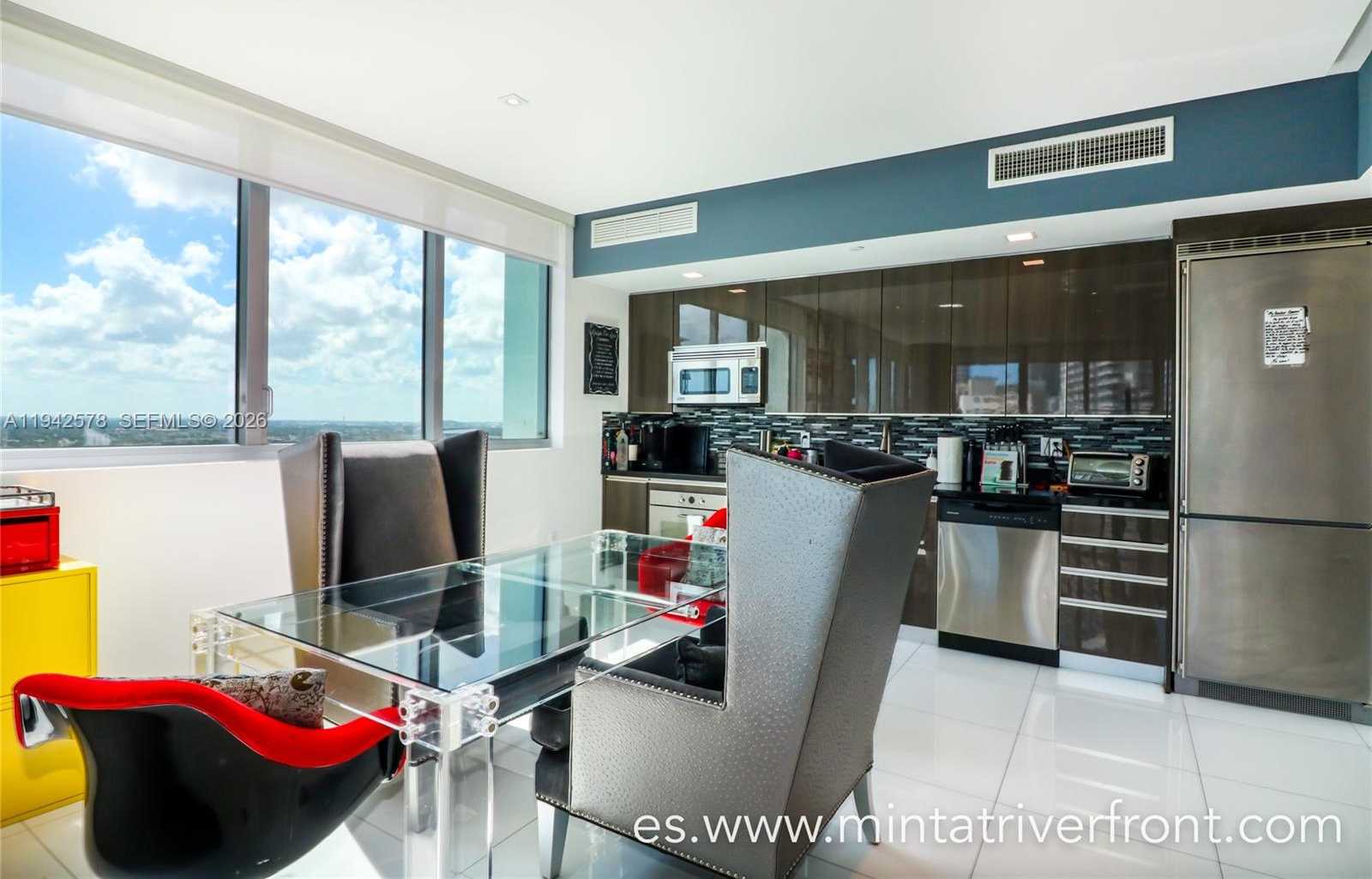 Small Image of 92 SOUTH WEST 3RD ST #3005, Miami Number 6