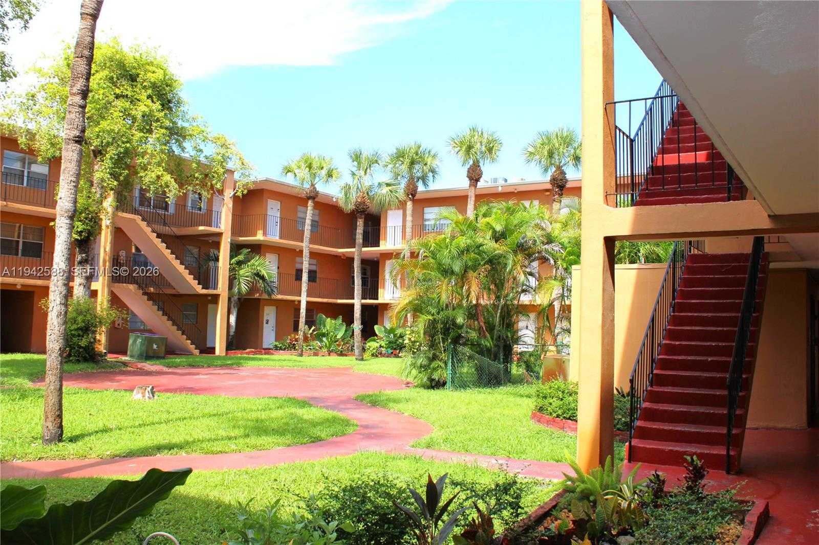 Small Image of 1280 WEST 54TH ST #308B, Hialeah Number 17