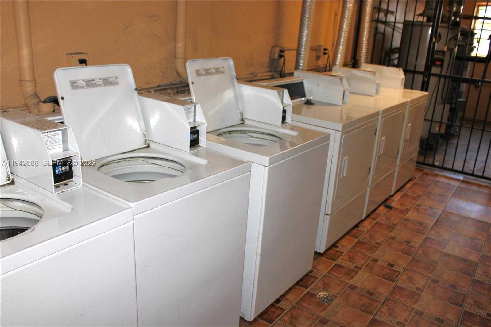 Small Image of 1280 WEST 54TH ST #308B, Hialeah Number 35