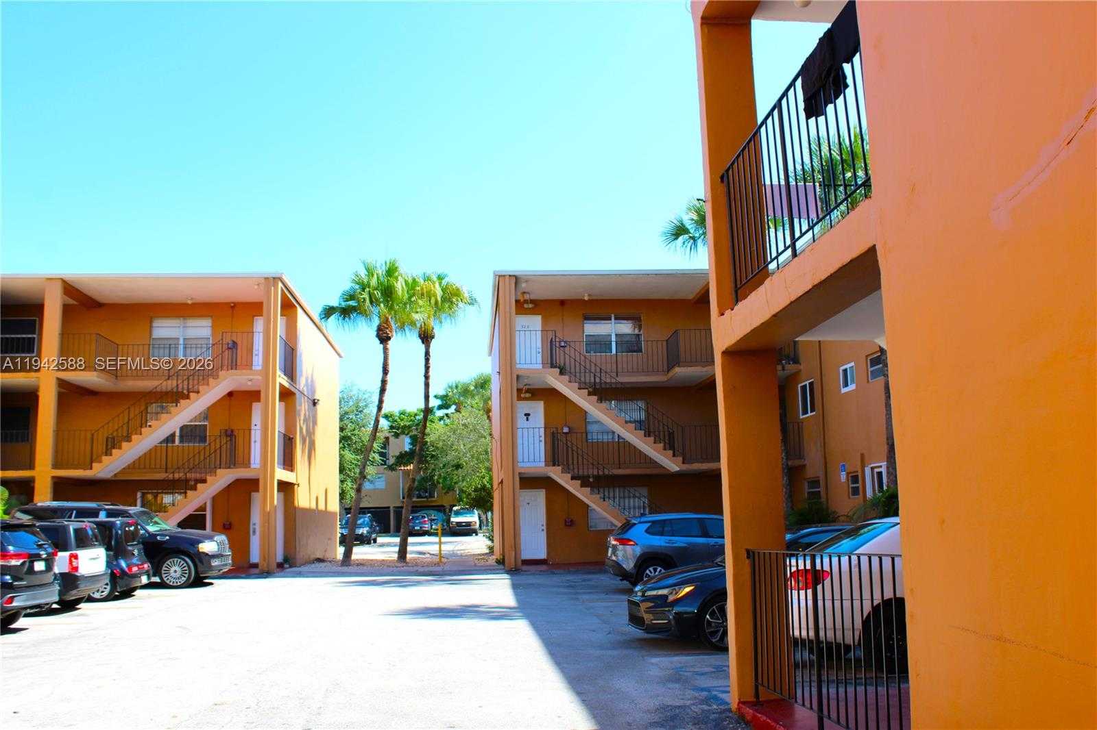 Small Image of 1280 WEST 54TH ST #308B, Hialeah Number 48