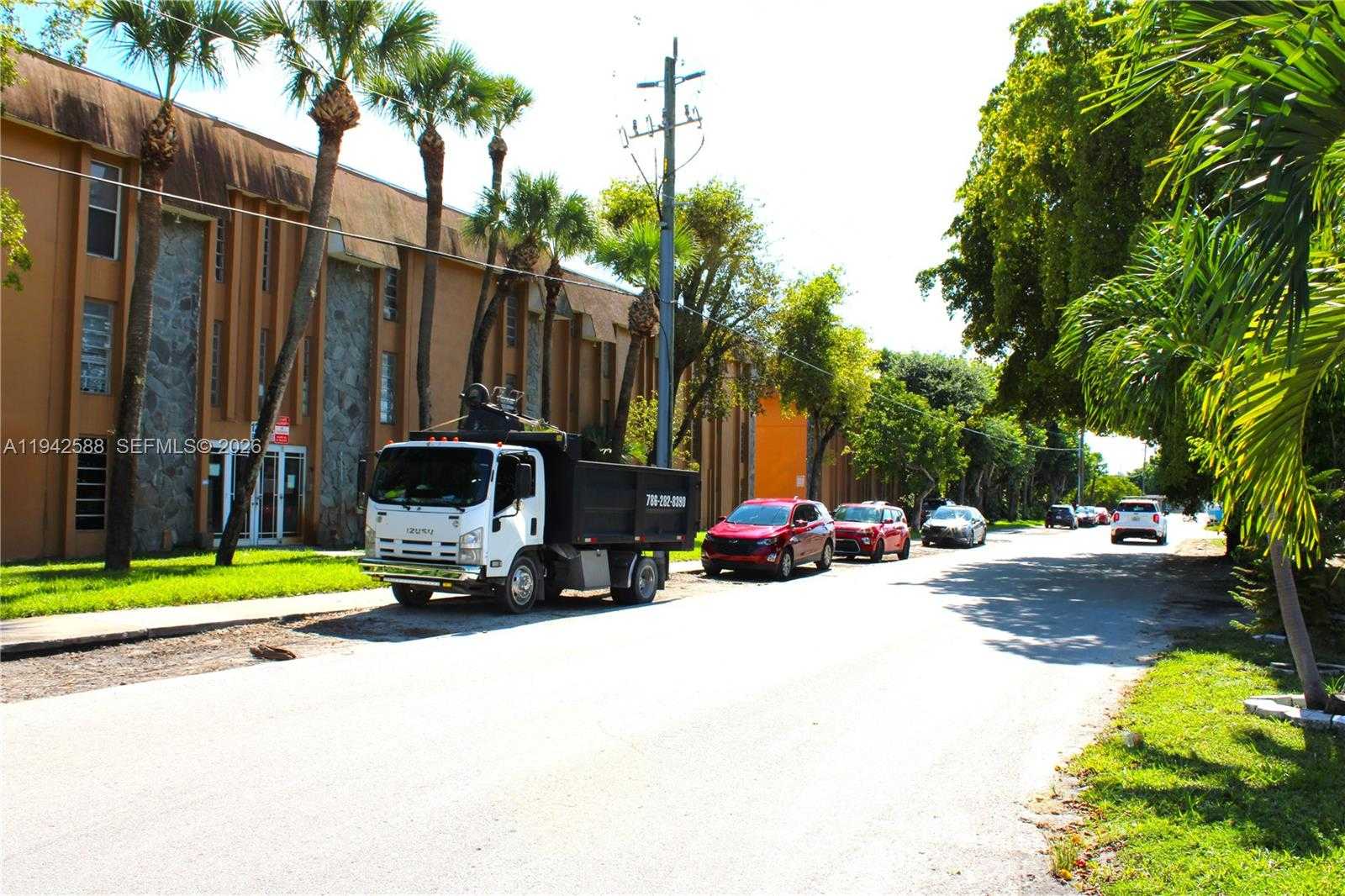 Small Image of 1280 WEST 54TH ST #308B, Hialeah Number 53