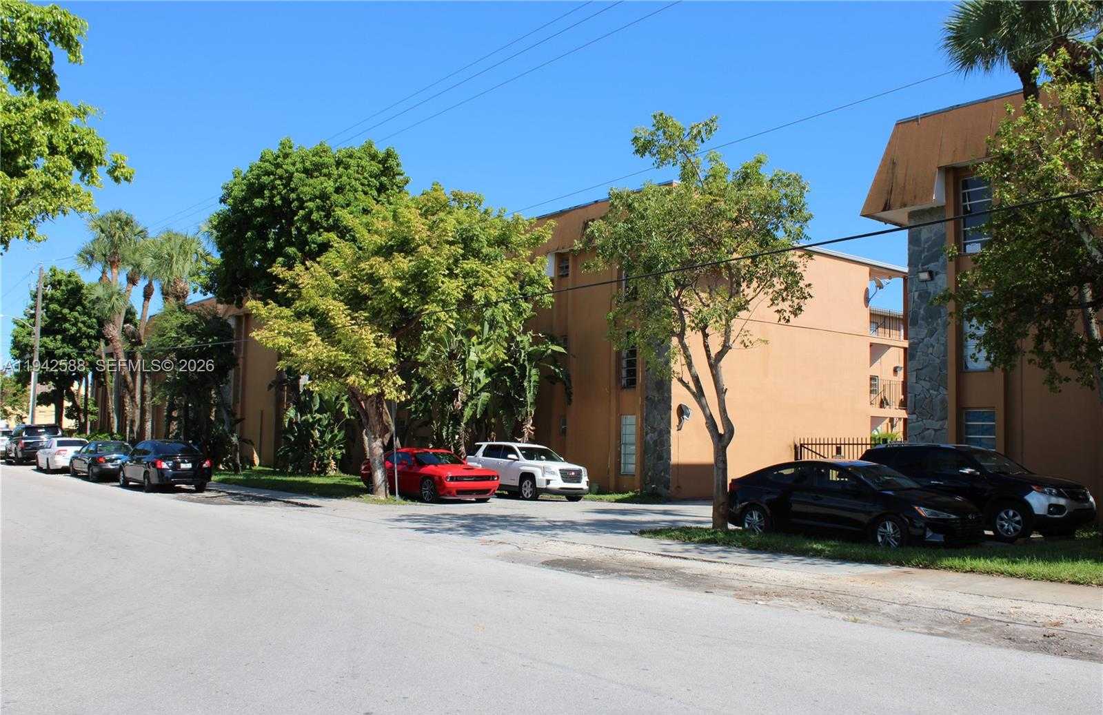 Small Image of 1280 WEST 54TH ST #308B, Hialeah Number 54