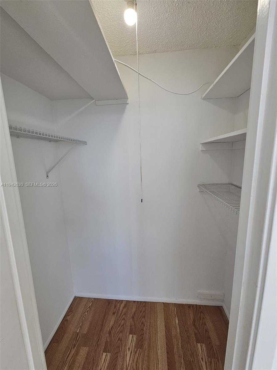 Small Image of 7135 COLLINS AVE #1011, Miami Beach Number 9