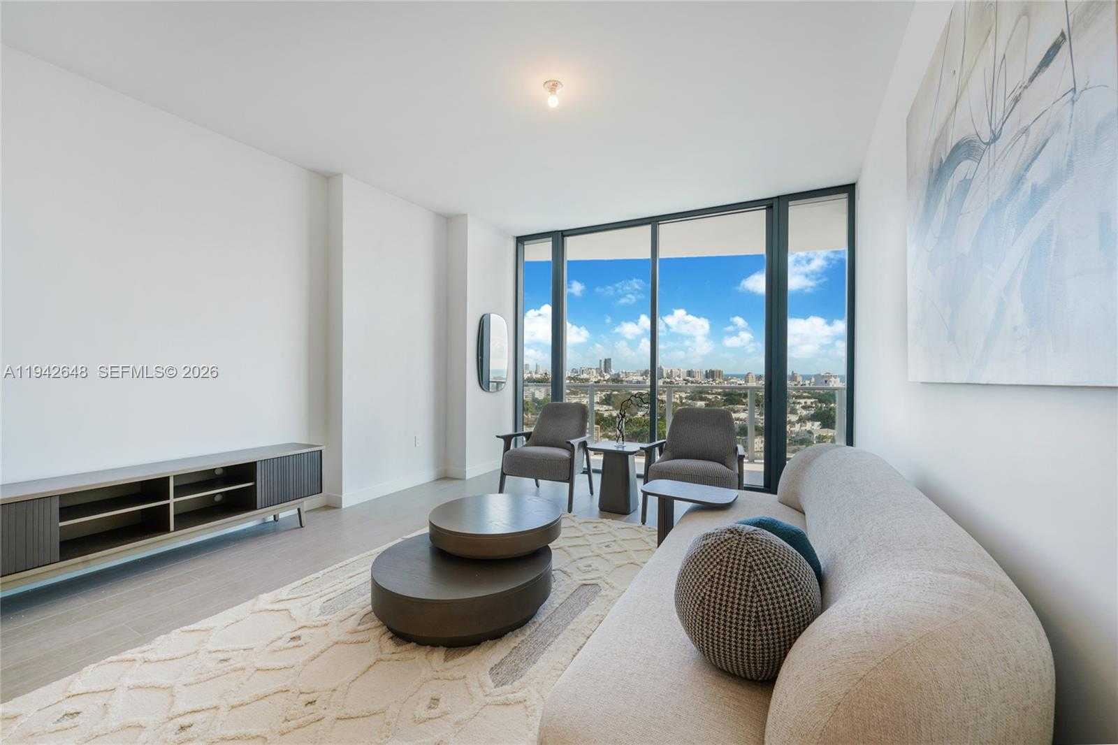 Small Image of 500 ALTON RD #1506, Miami Beach Number 3