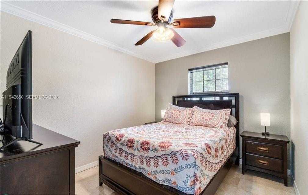 Small Image of 601 NORTH 44TH AVE, Hollywood Number 27