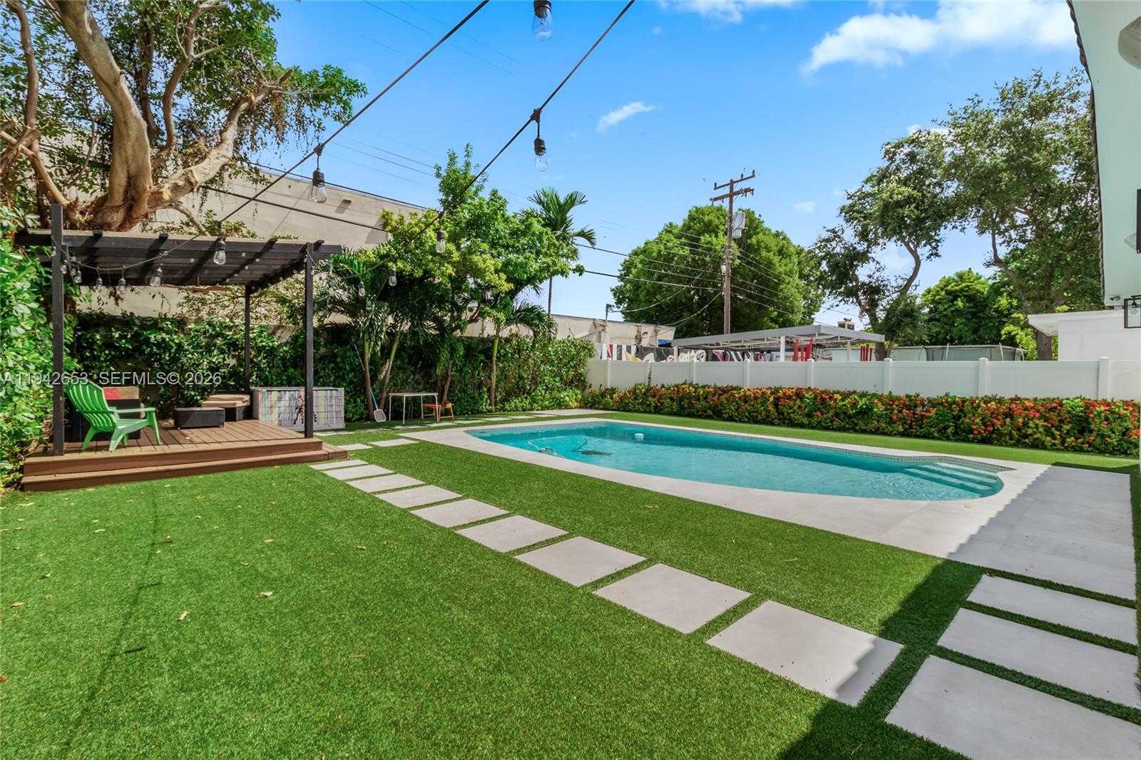 Small Image of 3855 SOUTH WEST 1ST ST #., Miami Number 3