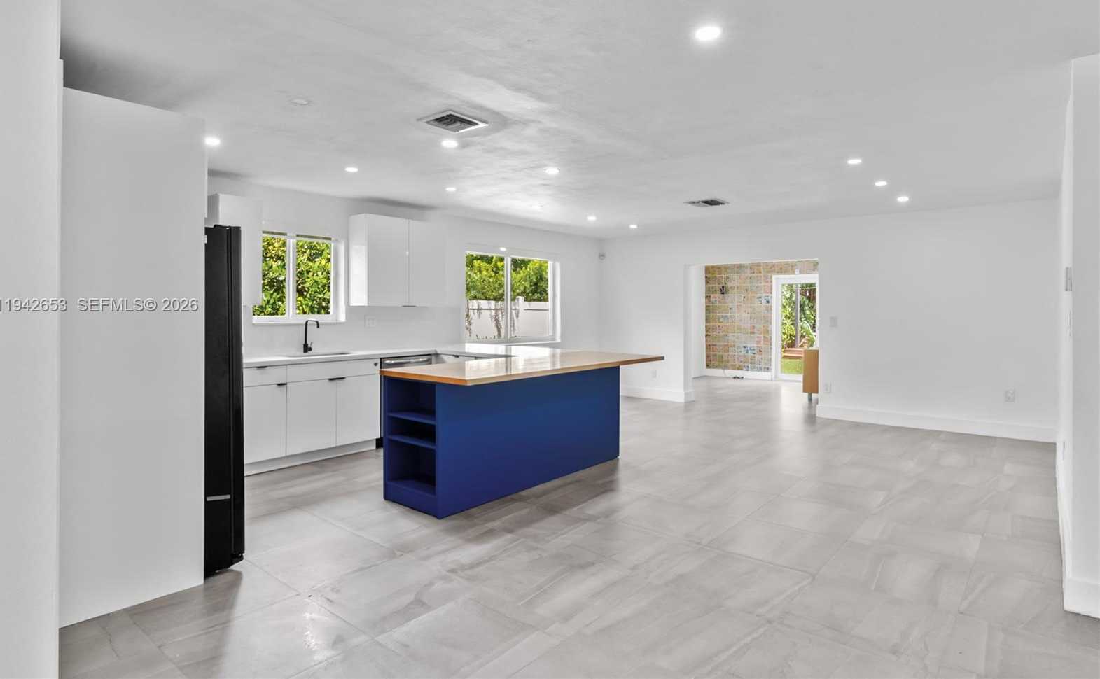 Small Image of 3855 SOUTH WEST 1ST ST #., Miami Number 33