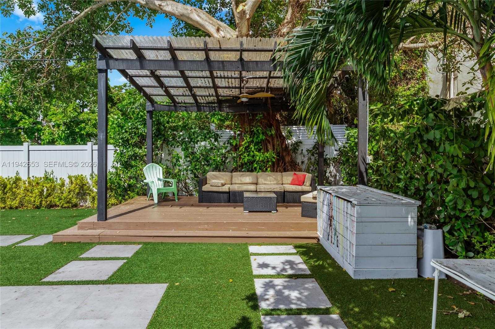 Small Image of 3855 SOUTH WEST 1ST ST #., Miami Number 5