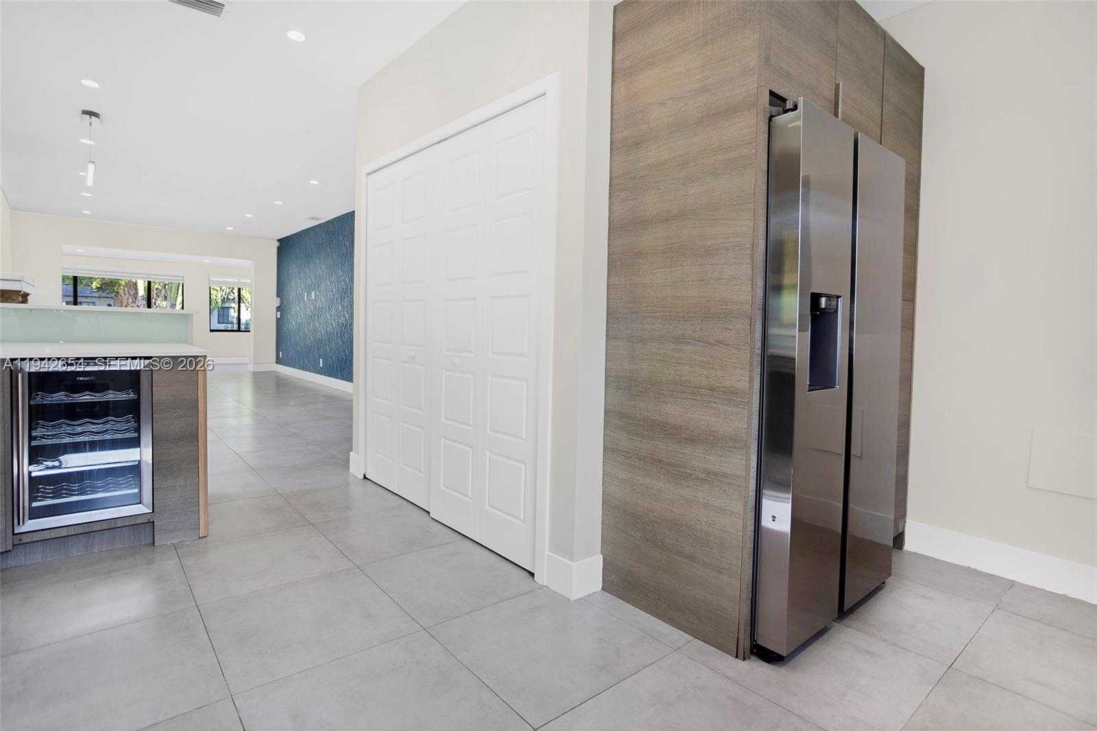 Small Image of 1744 SOUTH WEST 22ND TER, Miami Number 20