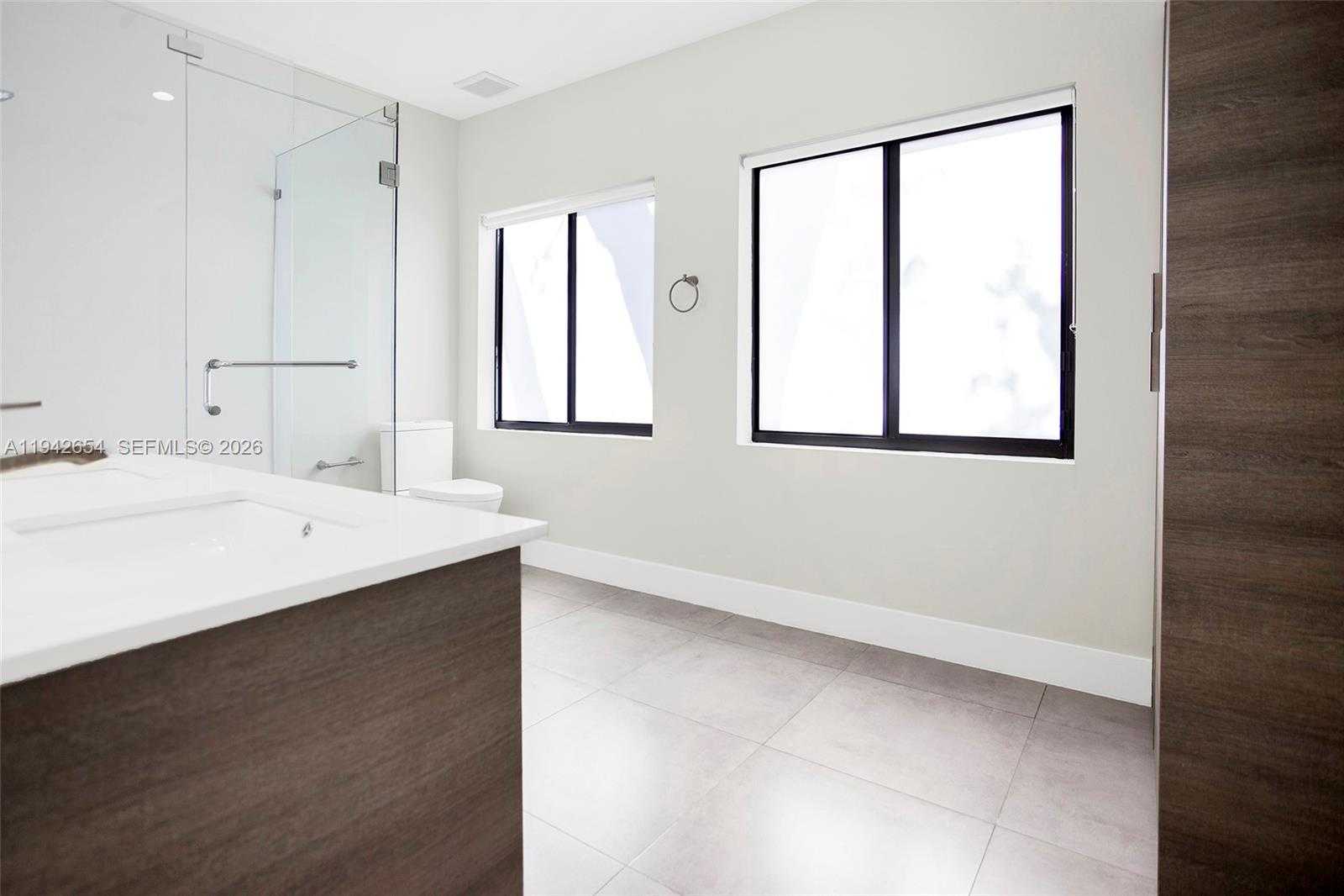 Small Image of 1744 SOUTH WEST 22ND TER, Miami Number 39