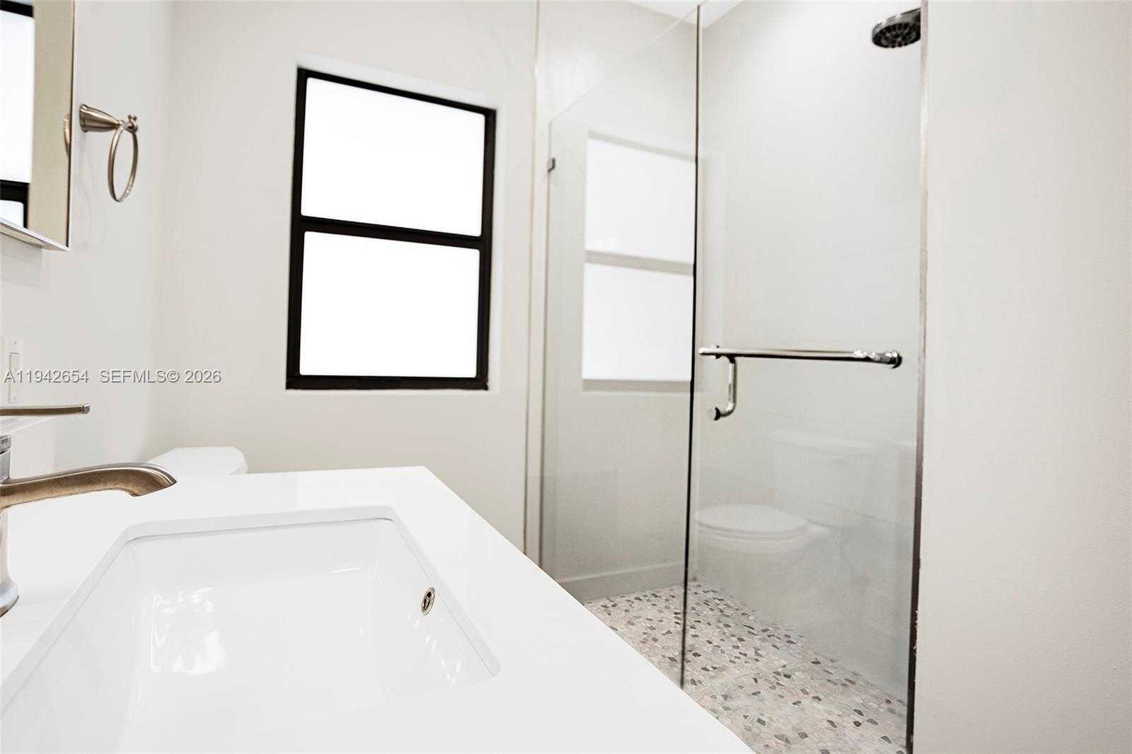 Small Image of 1744 SOUTH WEST 22ND TER, Miami Number 41