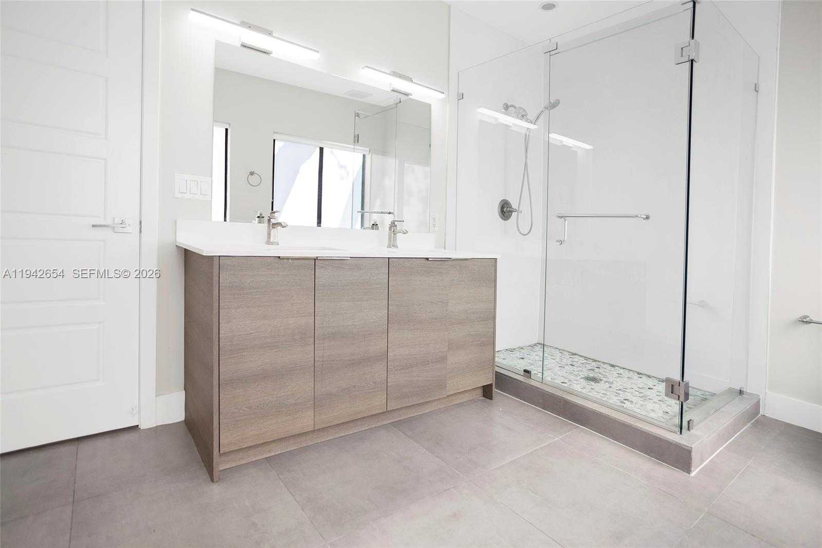 Small Image of 1744 SOUTH WEST 22ND TER, Miami Number 43