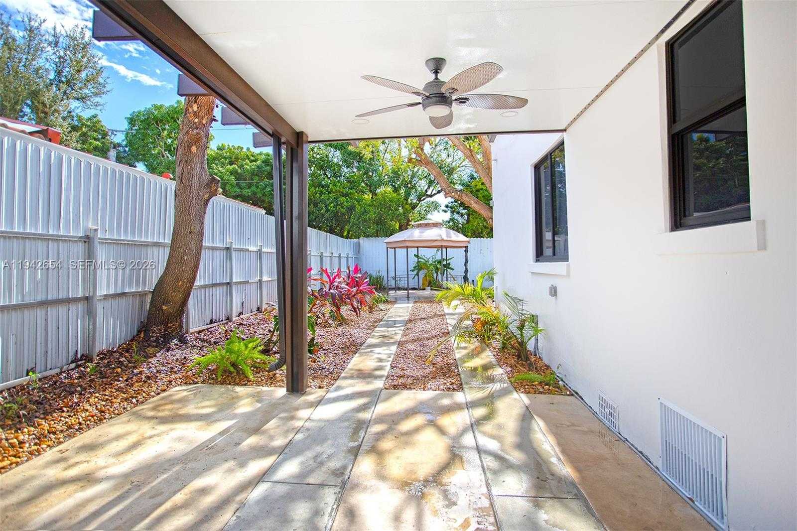 Small Image of 1744 SOUTH WEST 22ND TER, Miami Number 52