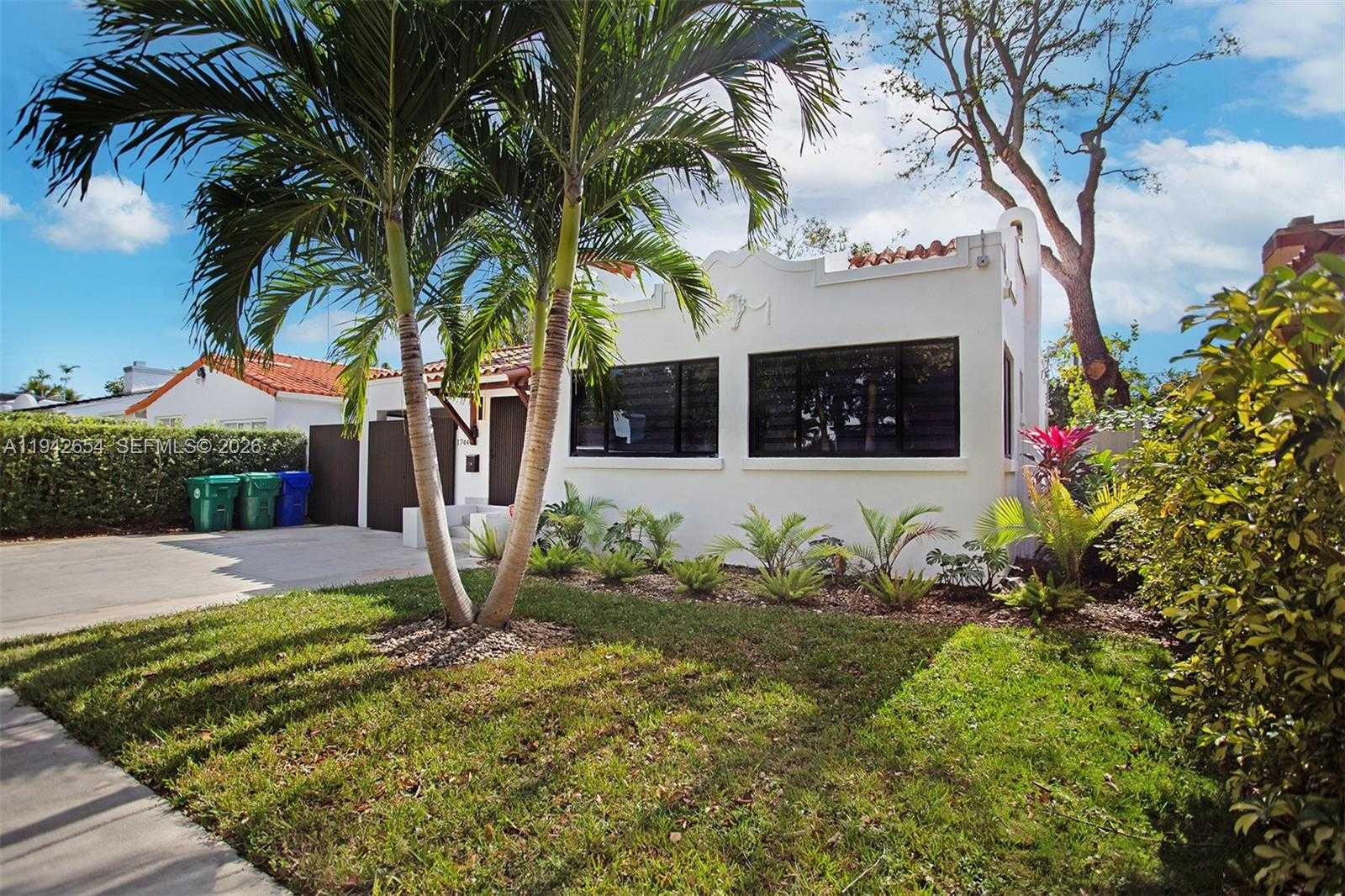 Small Image of 1744 SOUTH WEST 22ND TER, Miami Number 6