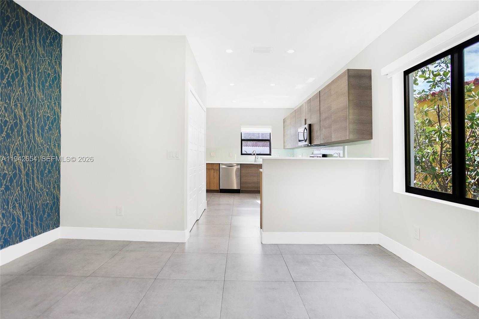 Small Image of 1744 SOUTH WEST 22ND TER, Miami Number 9