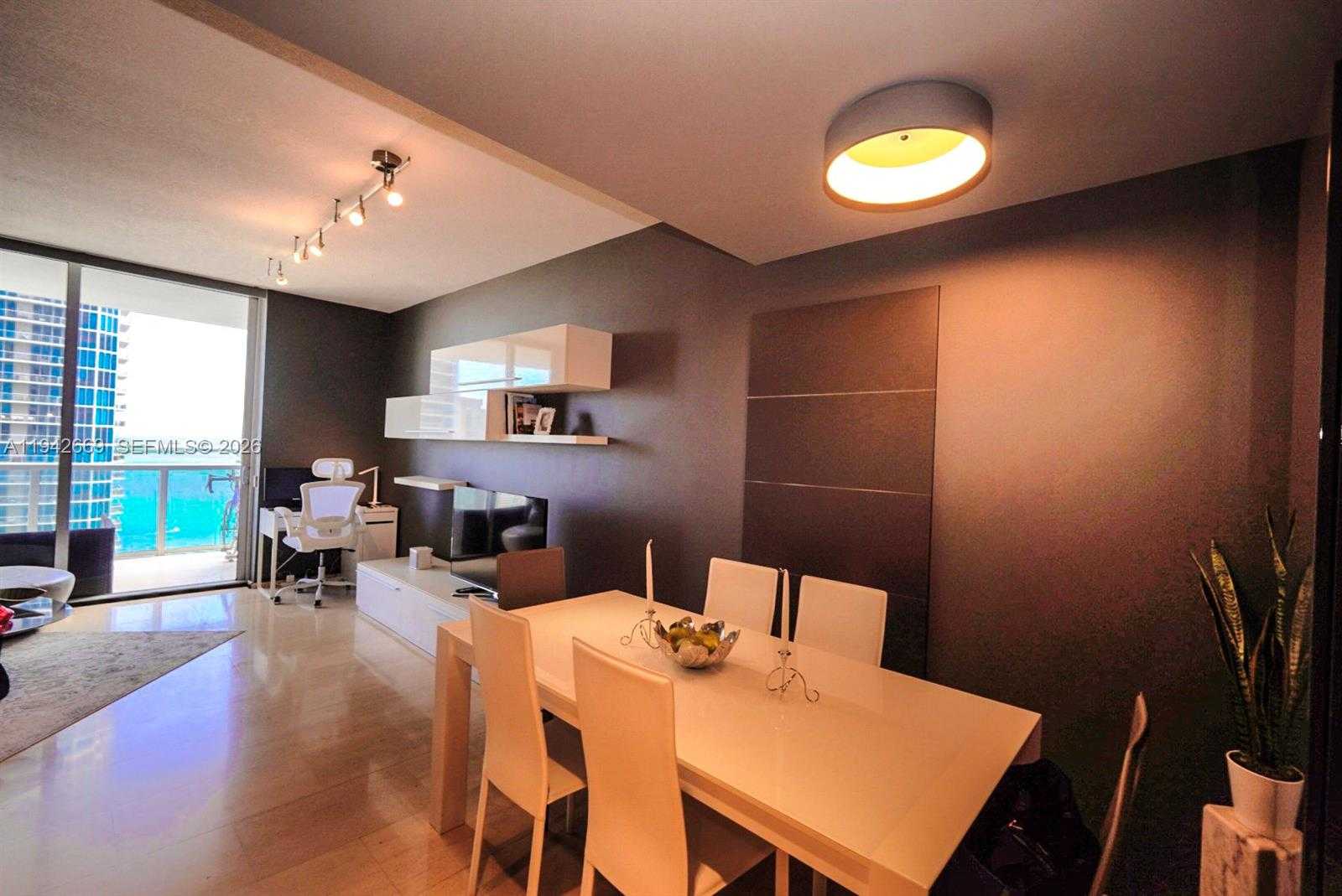 Small Image of 1060 BRICKELL AVE #3003, Miami Number 14