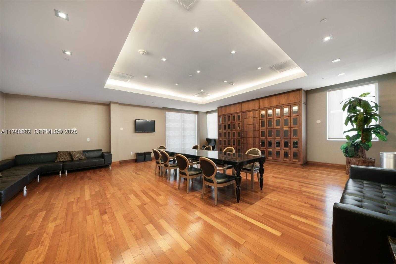 Small Image of 1060 BRICKELL AVE #3003, Miami Number 32