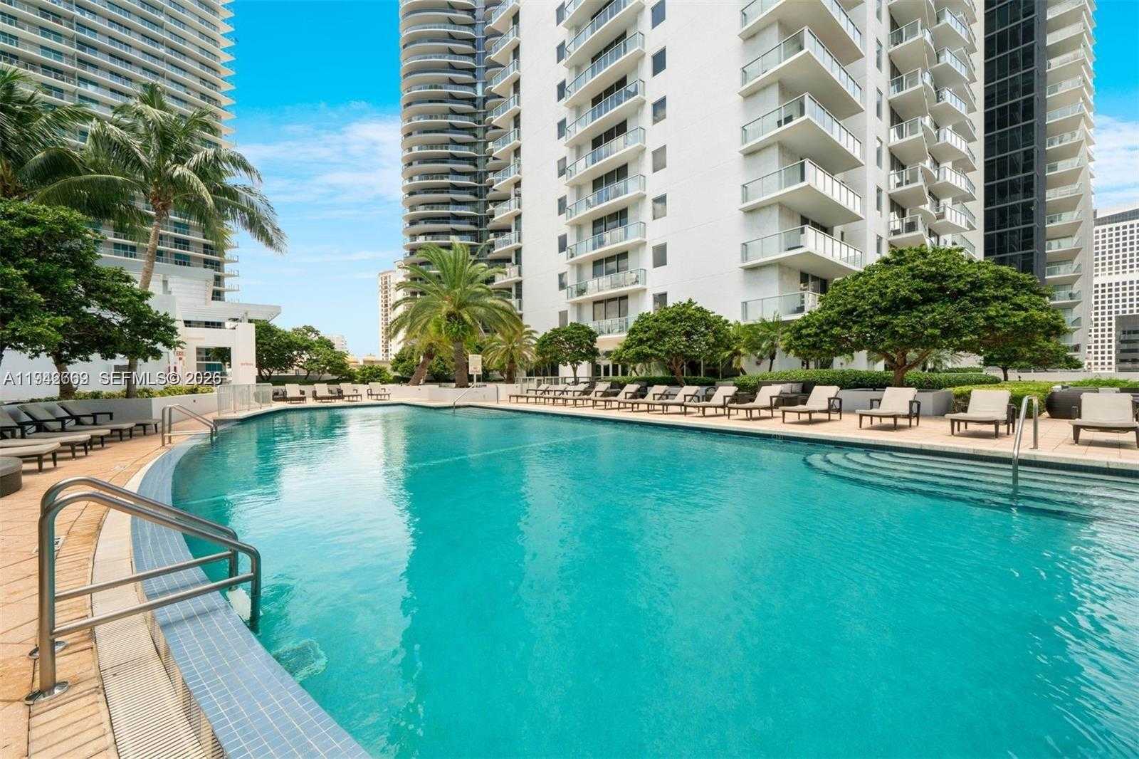 Small Image of 1060 BRICKELL AVE #3003, Miami Number 35