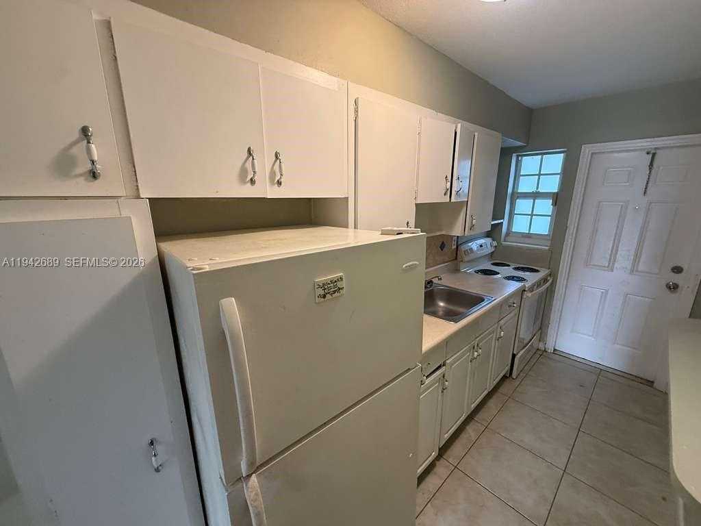 Small Image of 1451 NORTH EAST 170TH ST #208A, North Miami Beach Number 8