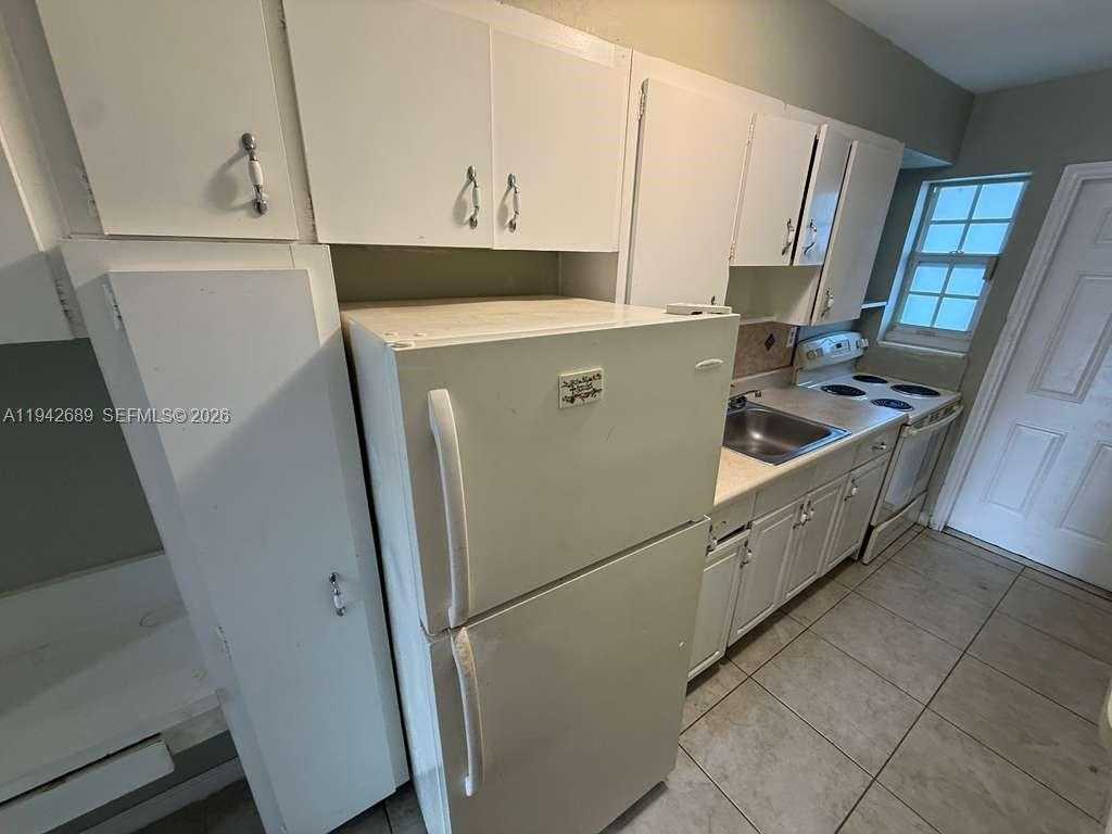 Small Image of 1451 NORTH EAST 170TH ST #208A, North Miami Beach Number 9