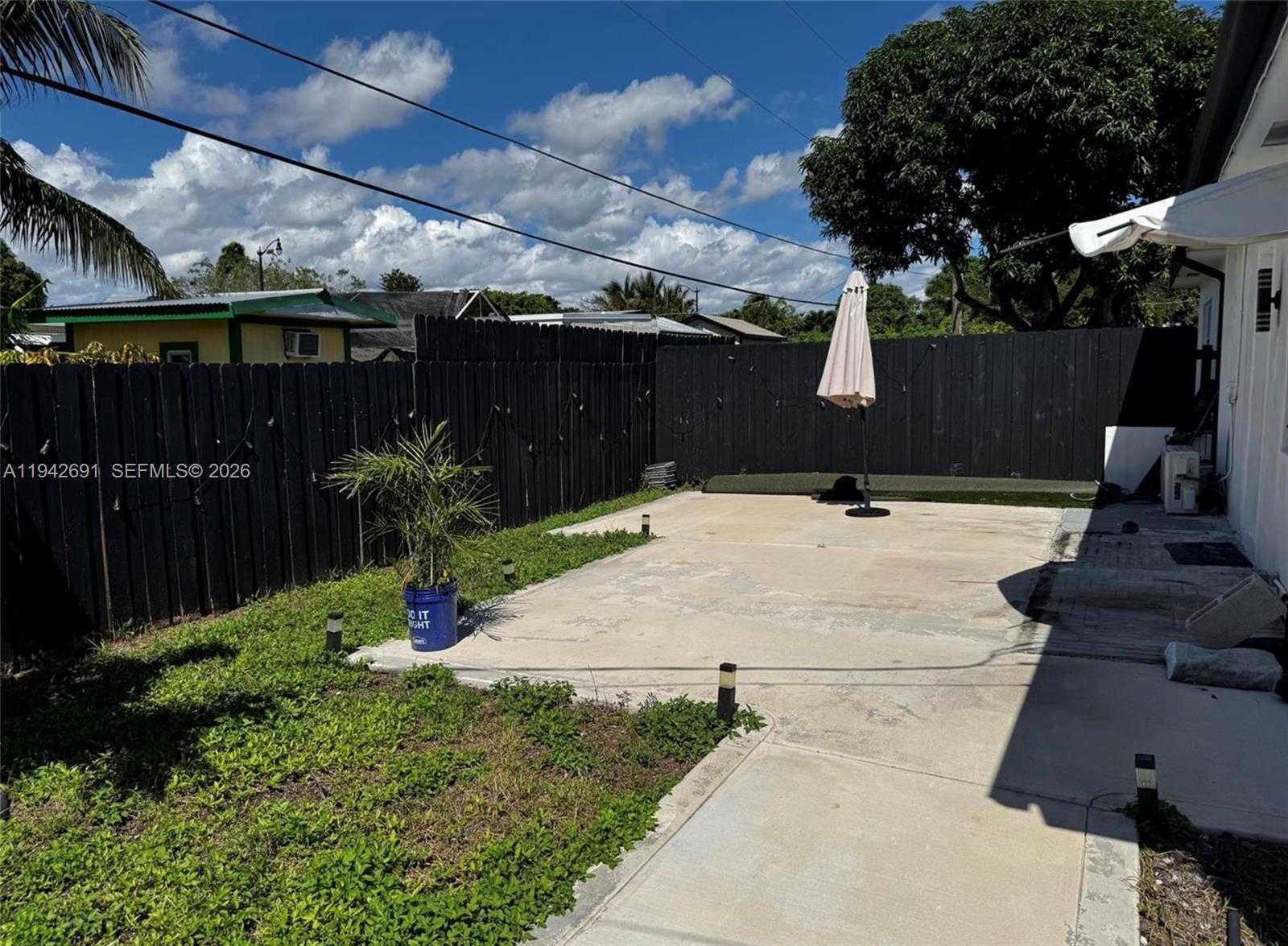 Small Image of 5181 NORTH EAST 16TH AVE #B, Pompano Beach Number 2