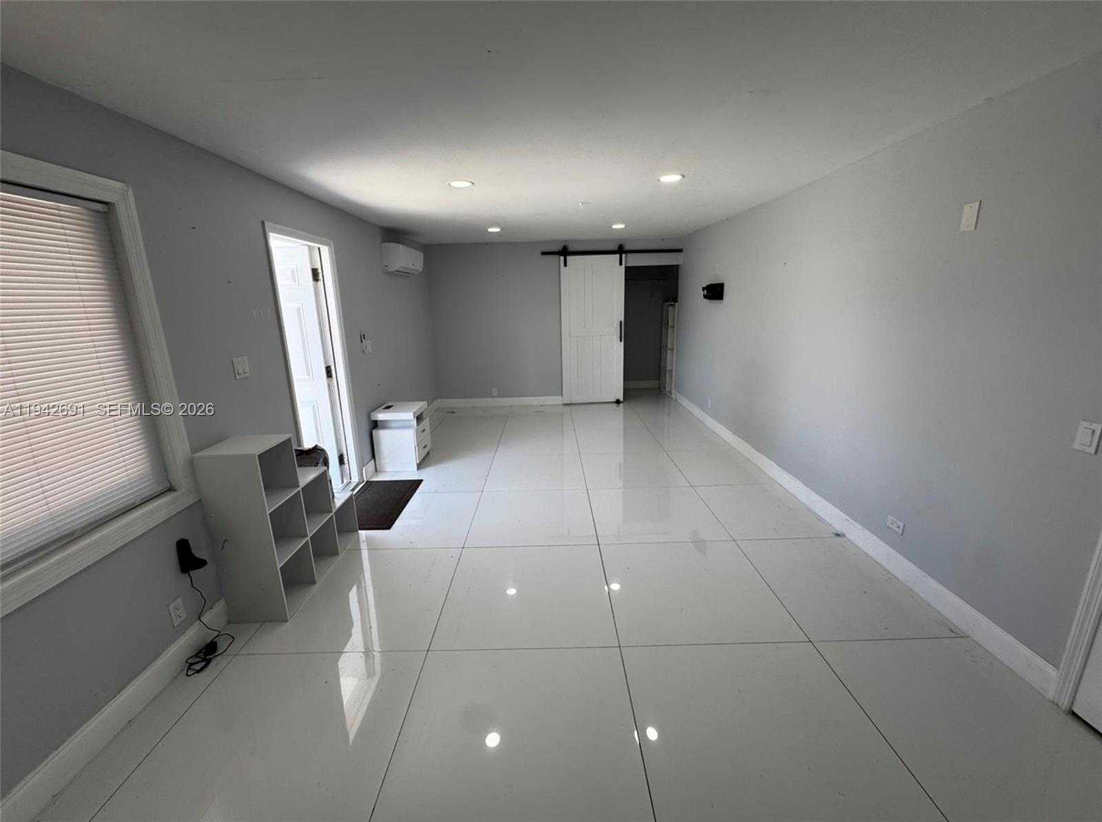 Small Image of 5181 NORTH EAST 16TH AVE #B, Pompano Beach Number 3