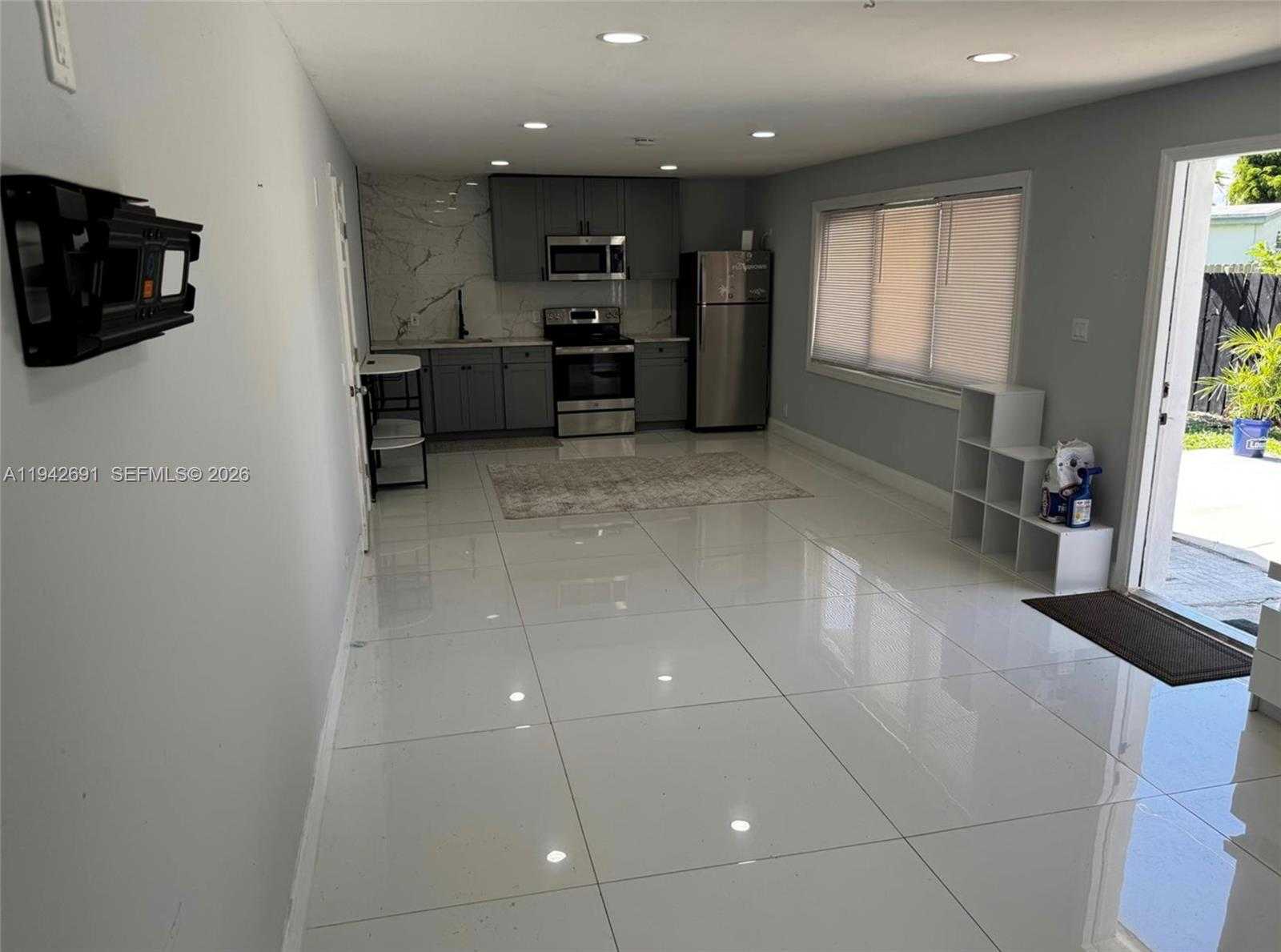 Small Image of 5181 NORTH EAST 16TH AVE #B, Pompano Beach Number 5