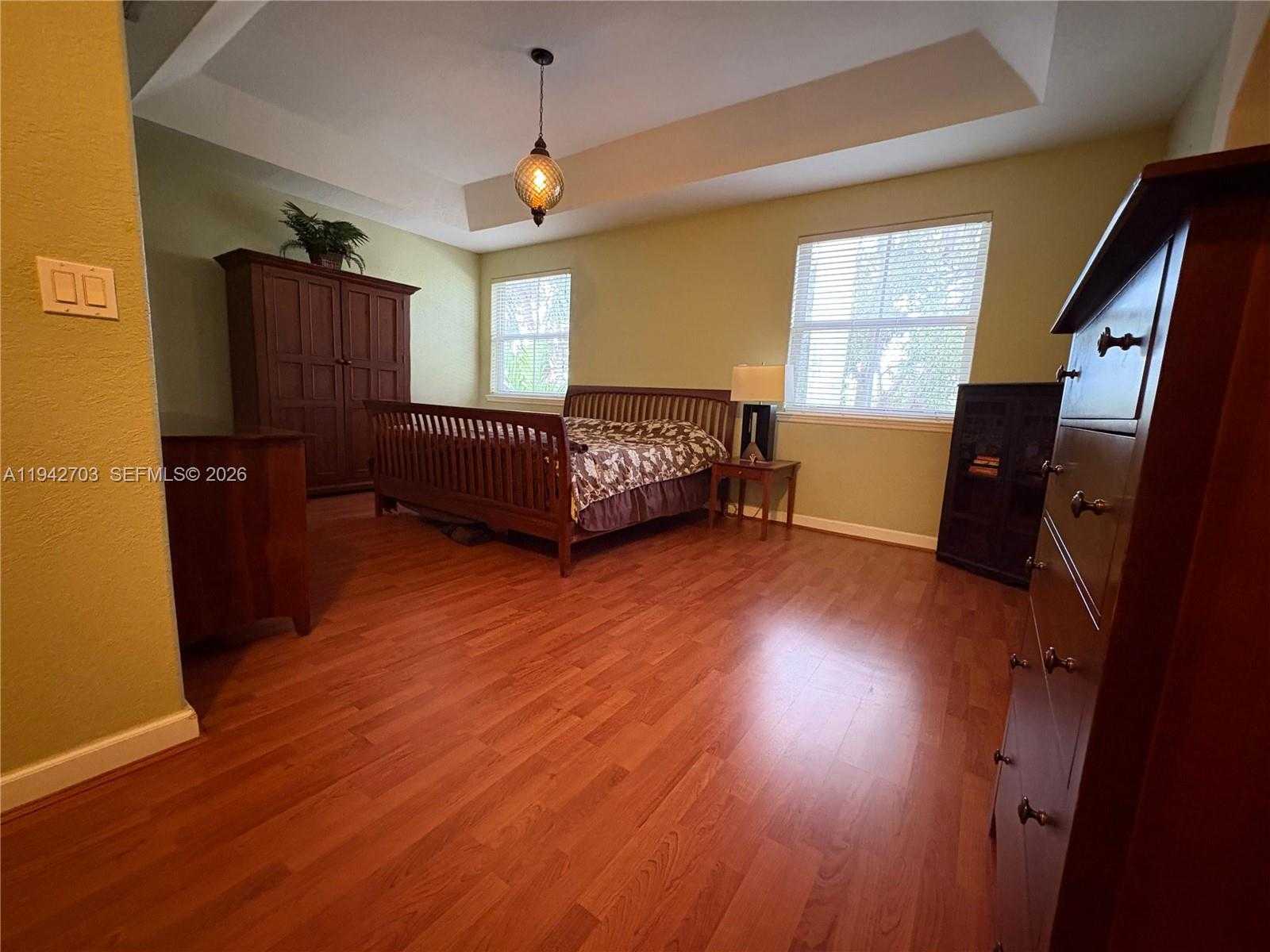 Small Image of 5902 SOUTH WEST 166TH CT, Miami Number 13