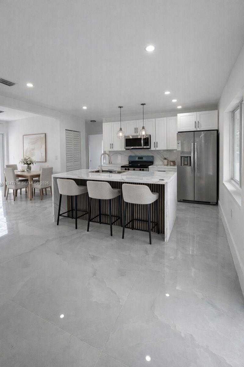 Small Image of 1308 NORTH WEST 19TH AVE, Fort Lauderdale Number 2