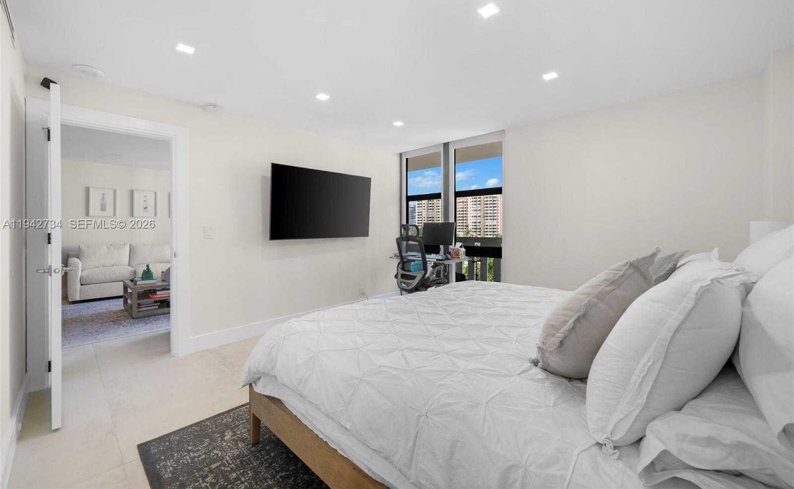 Small Image of 1121 CRANDON BLVD #E503, Key Biscayne Number 11