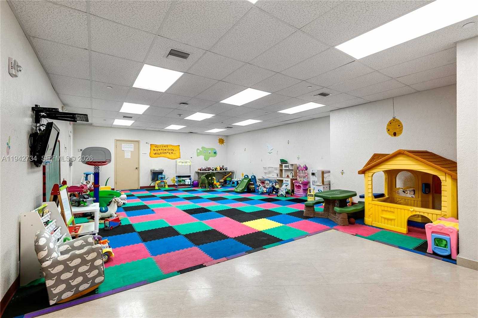 Small Image of 1121 CRANDON BLVD #E503, Key Biscayne Number 19