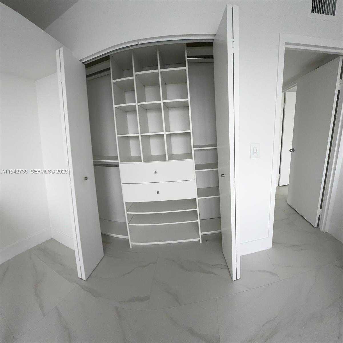 Small Image of 16570 NORTH EAST 26TH AVE #5G BOAT SLIP, North Miami Beach Number 10