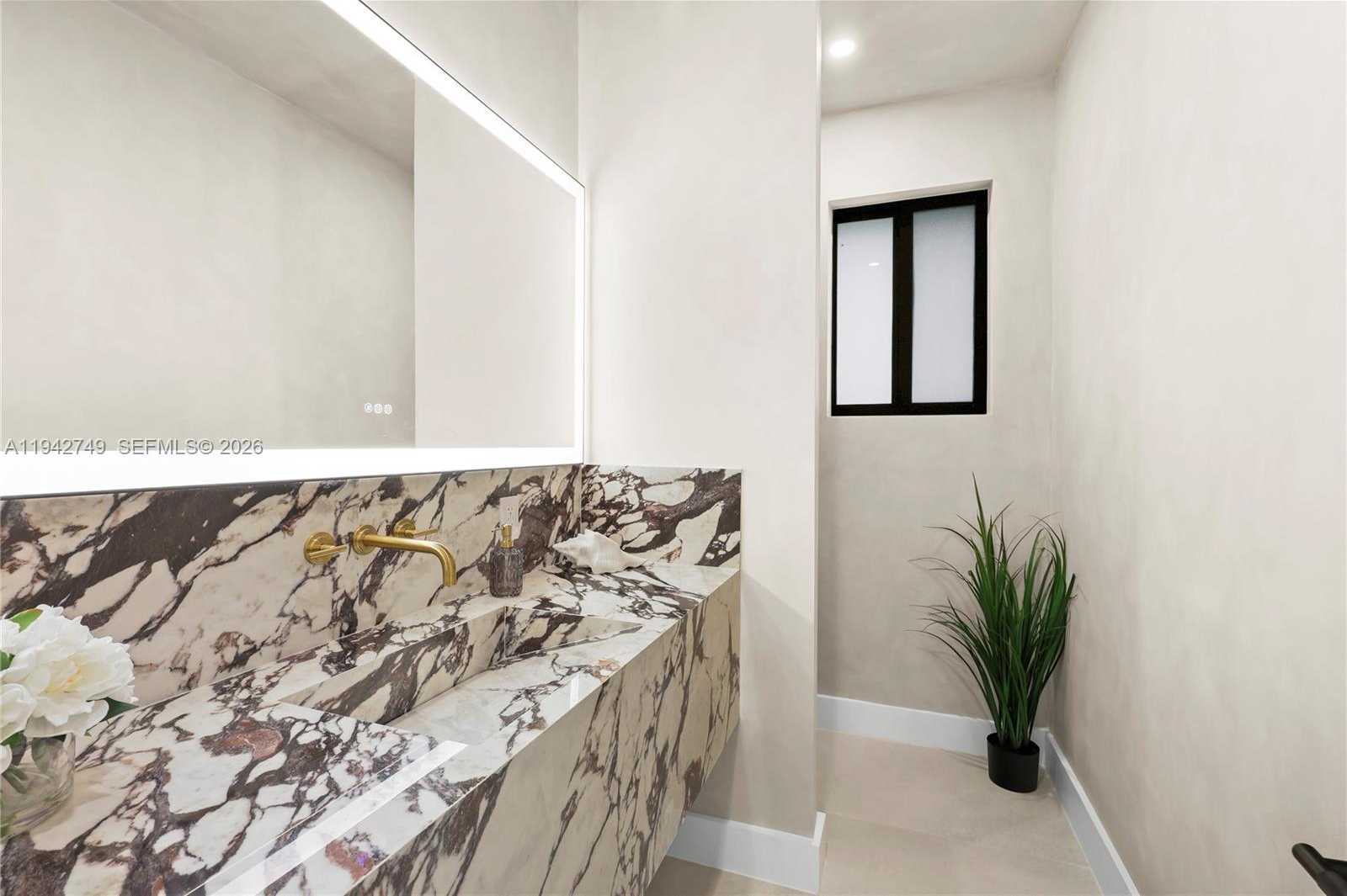 Small Image of 3320 SOUTH WEST 121ST AVE, Davie Number 25