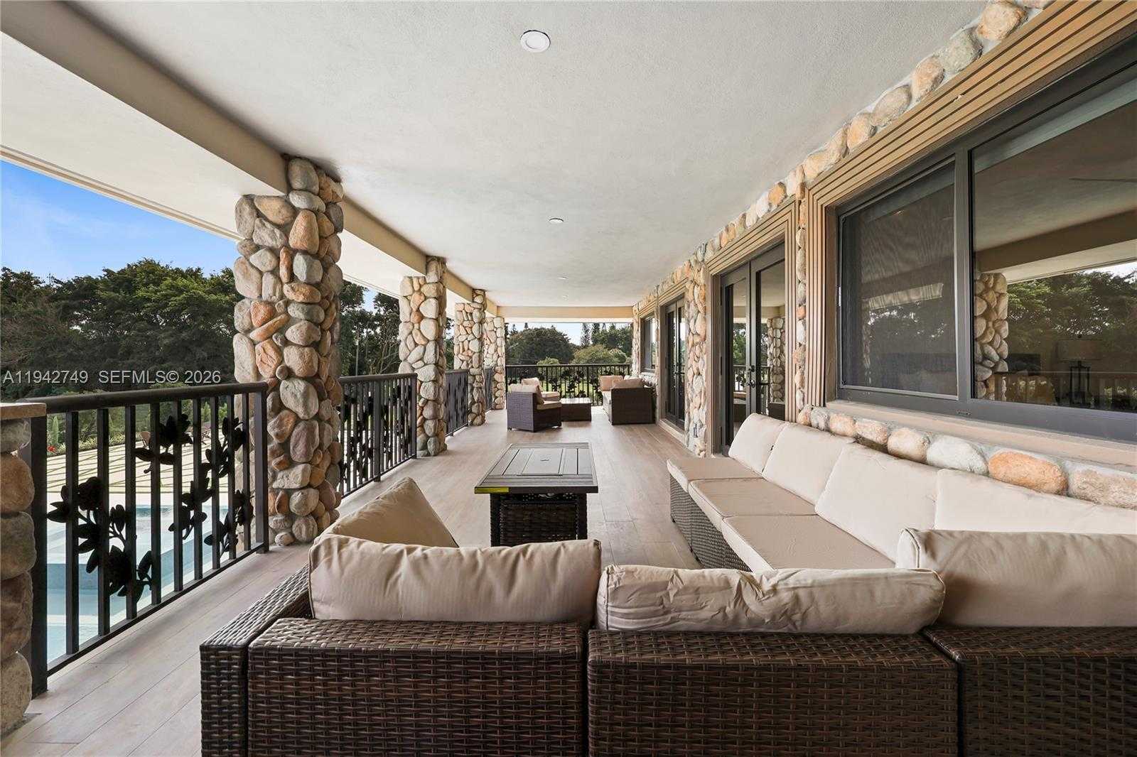 Small Image of 3320 SOUTH WEST 121ST AVE, Davie Number 51