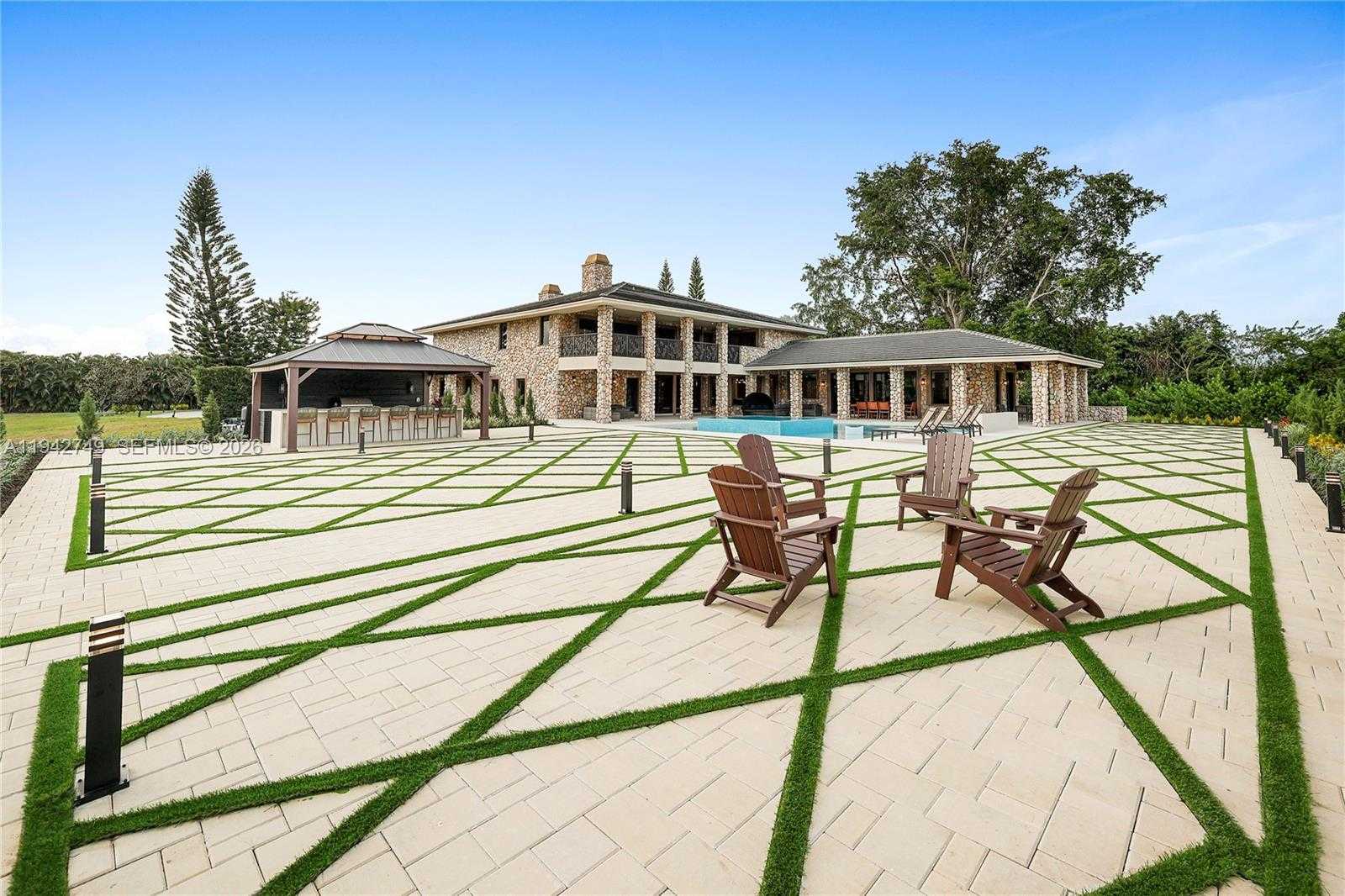 Small Image of 3320 SOUTH WEST 121ST AVE, Davie Number 73