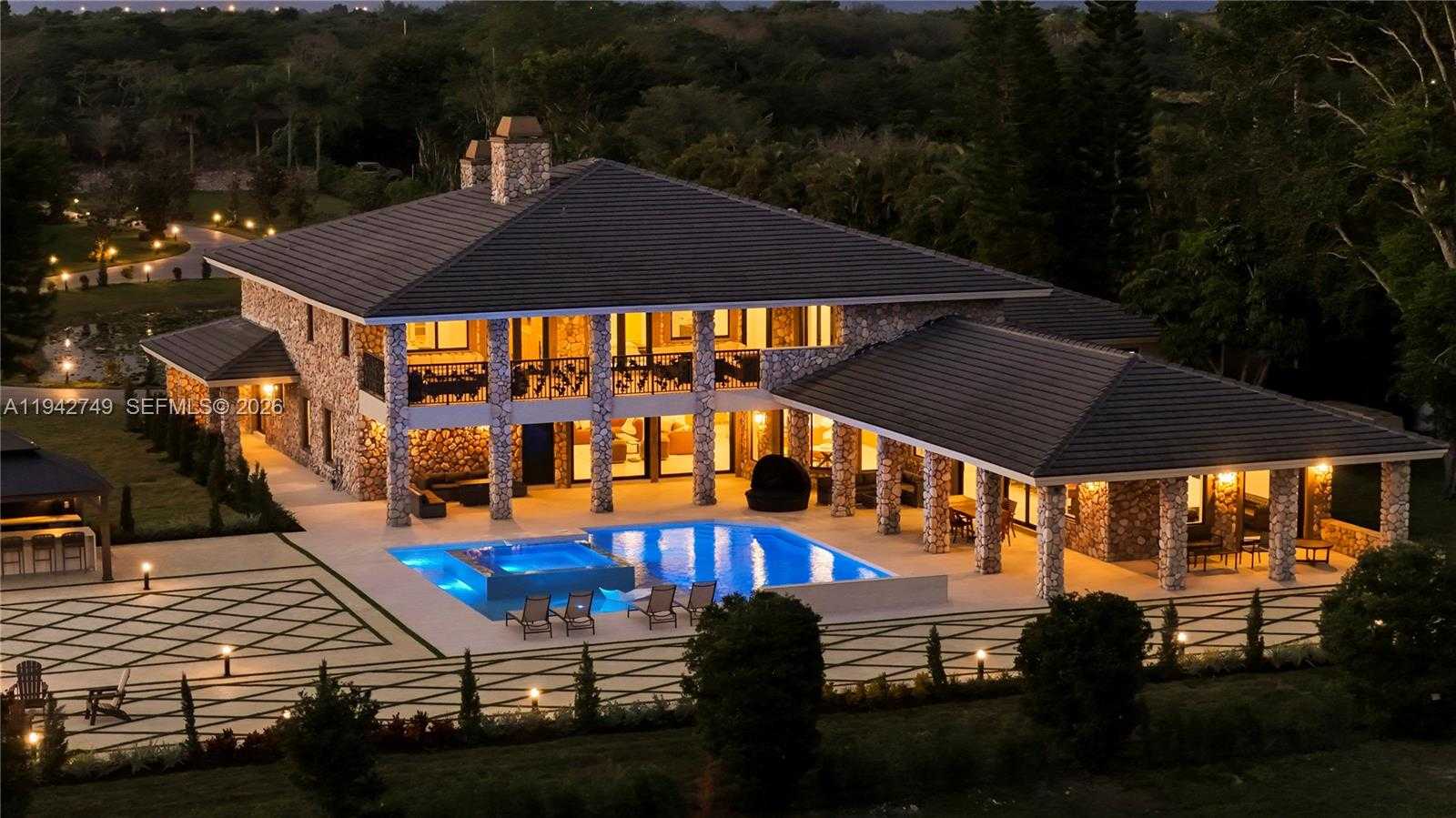 Small Image of 3320 SOUTH WEST 121ST AVE, Davie Number 8