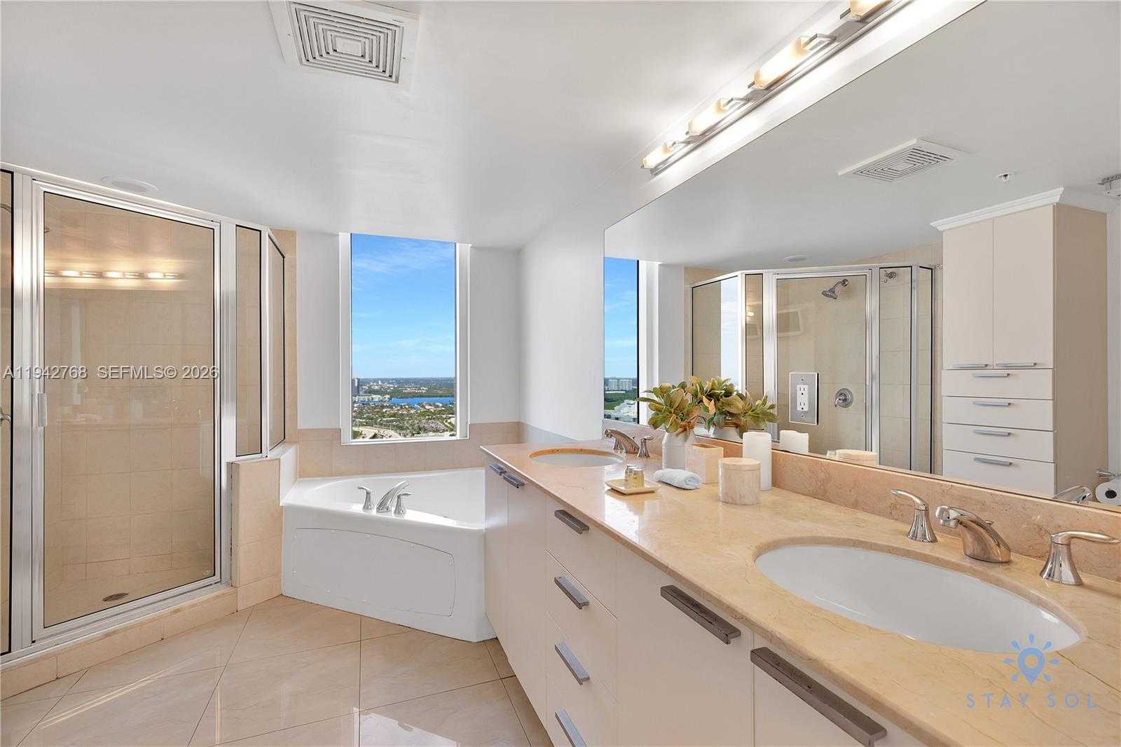 Small Image of 16699 COLLINS AVE #4208, Sunny Isles Beach Number 10