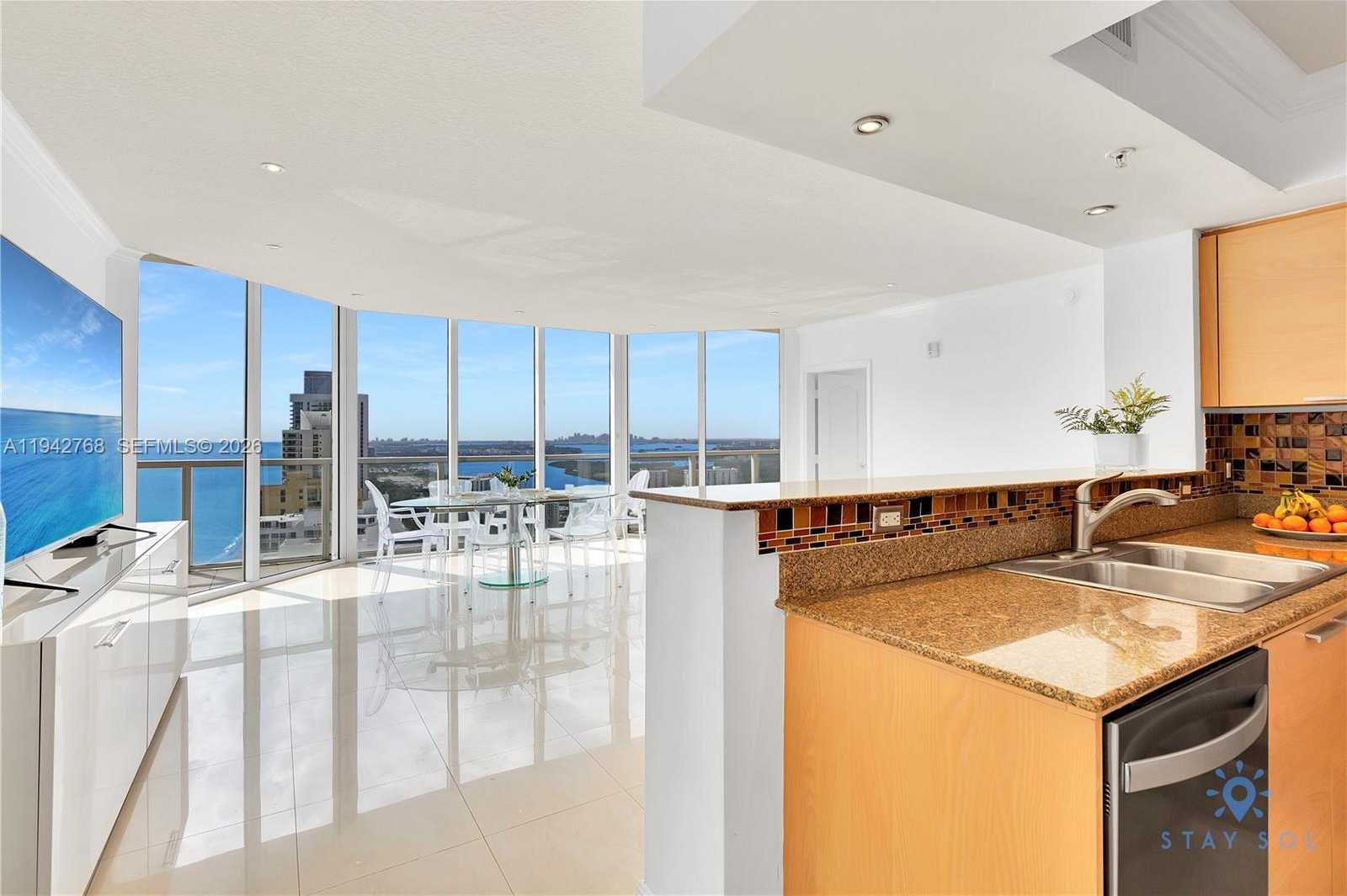 Small Image of 16699 COLLINS AVE #4208, Sunny Isles Beach Number 5