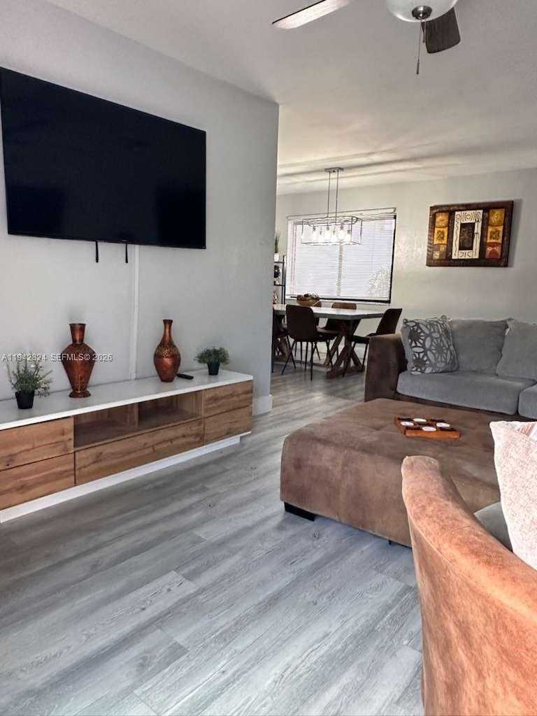 Small Image of 20600 SOUTH WEST 116TH RD, Miami Number 7