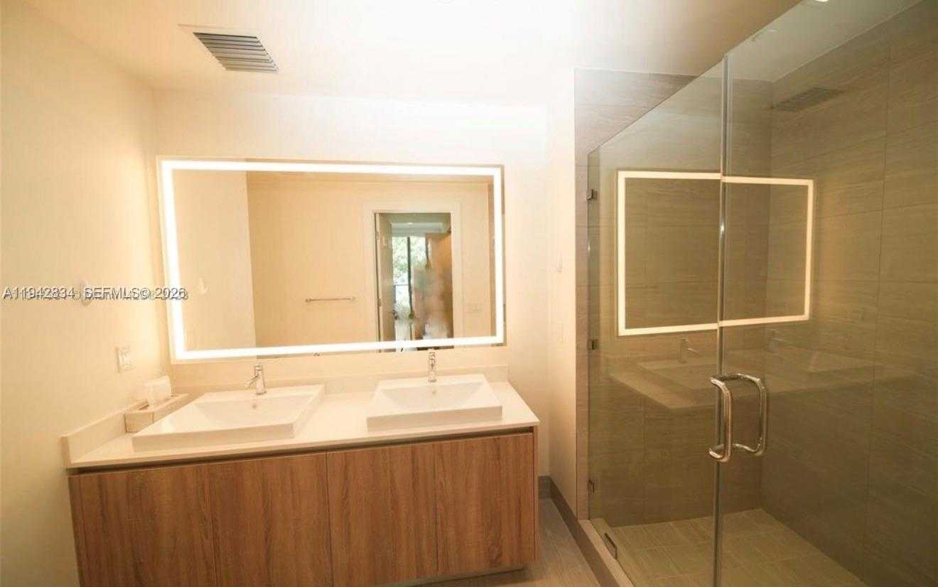 Small Image of 2960 NORTH EAST 207TH ST #610, Aventura Number 11