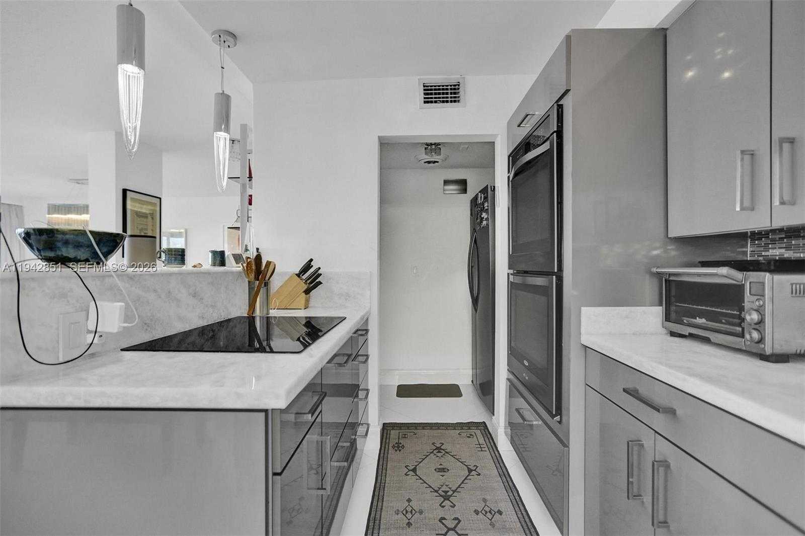 Small Image of 286 BAL BAY DR #3A, Bal Harbour Number 18