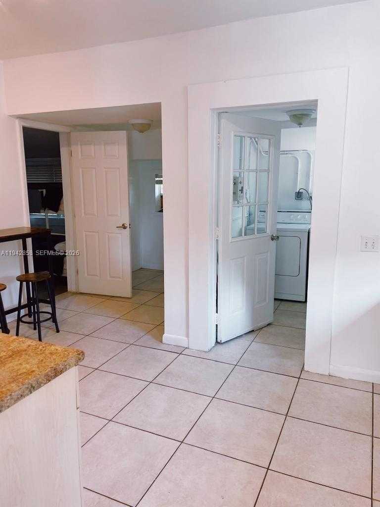 Small Image of 105 NORTH WEST 31ST ST #1, Miami Number 12