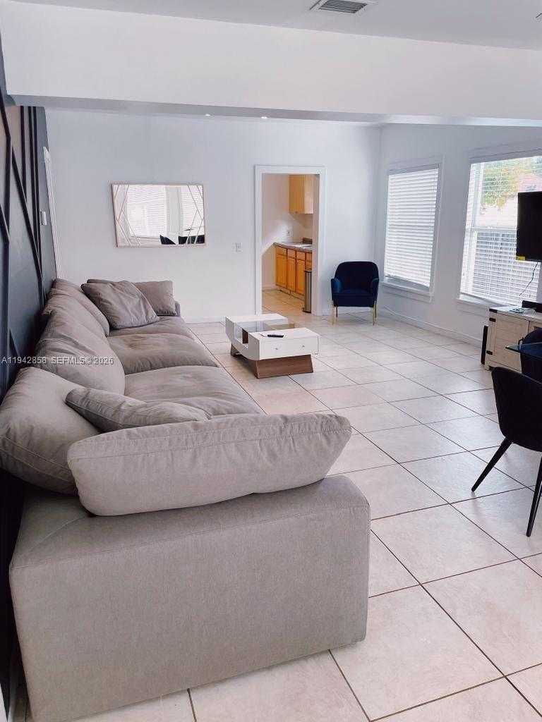 Small Image of 105 NORTH WEST 31ST ST #1, Miami Number 13