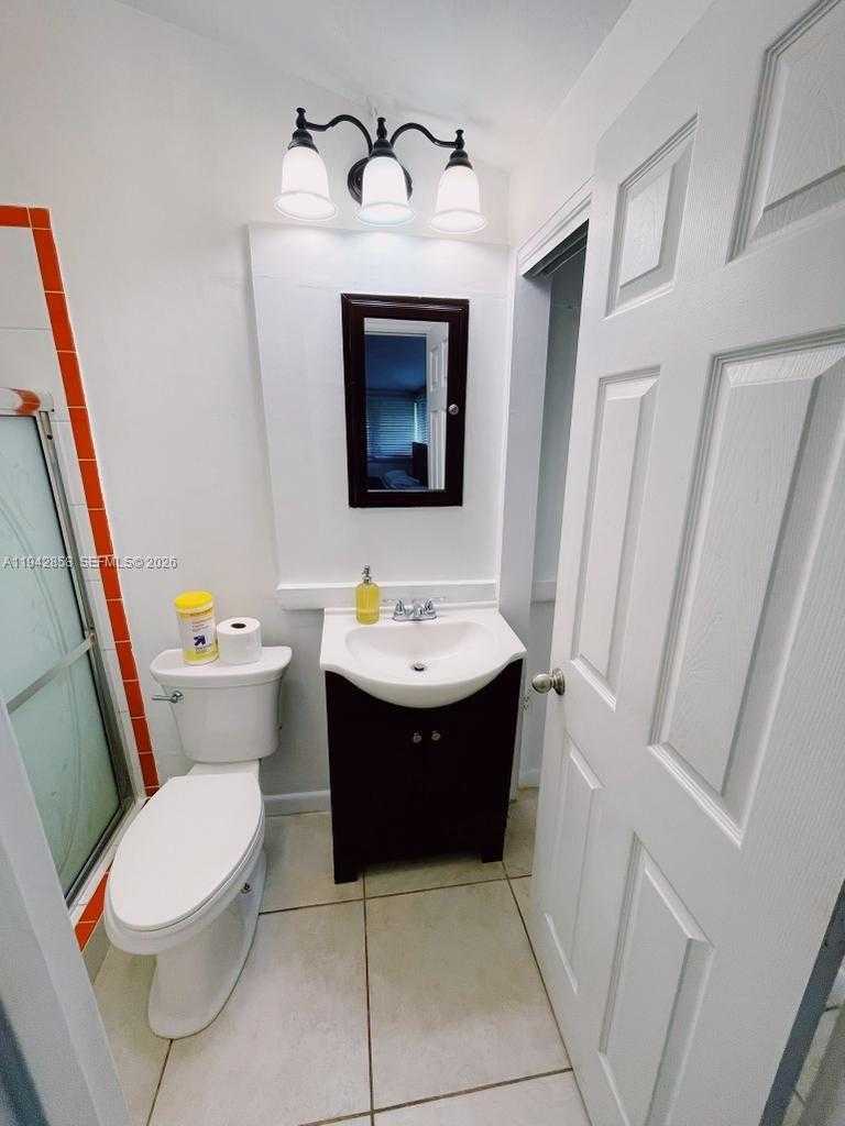 Small Image of 105 NORTH WEST 31ST ST #1, Miami Number 14