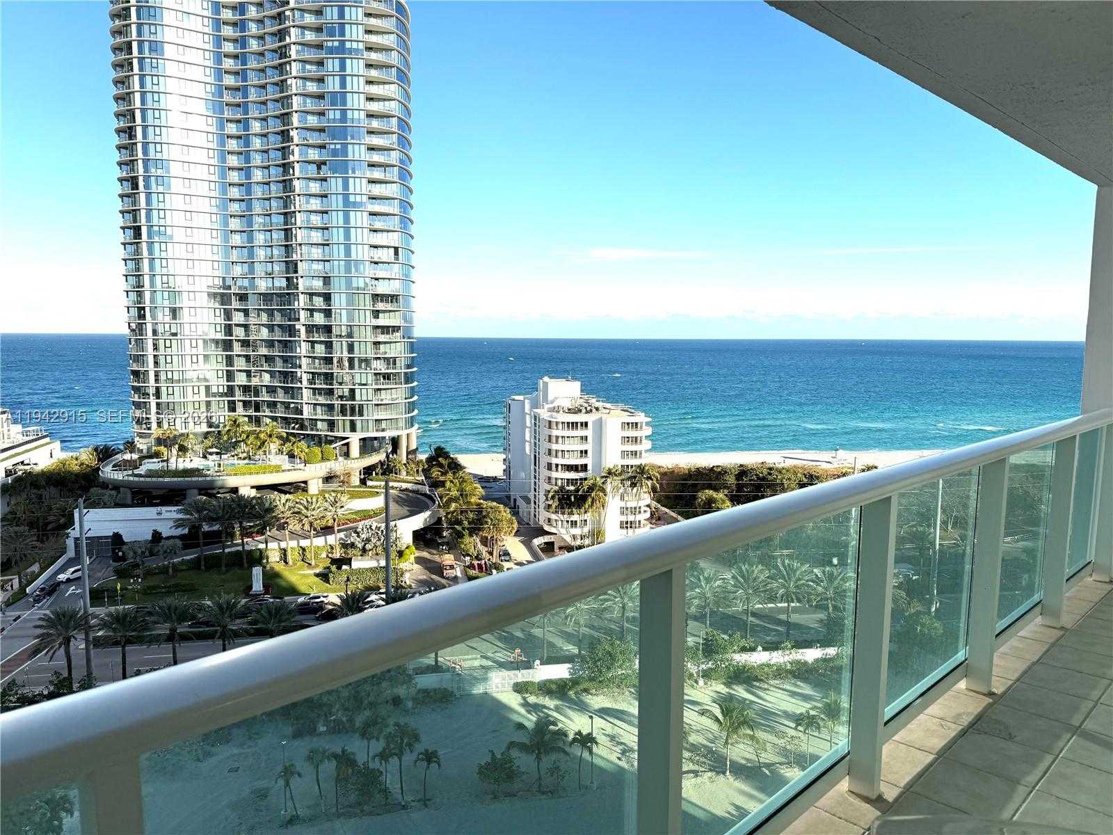 Small Image of 100 BAYVIEW DR #1611, Sunny Isles Beach Number 11