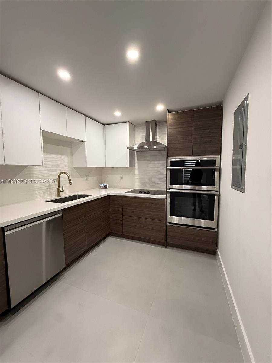 Small Image of 4430 NORTH WEST 1ST AVE, Miami Number 9