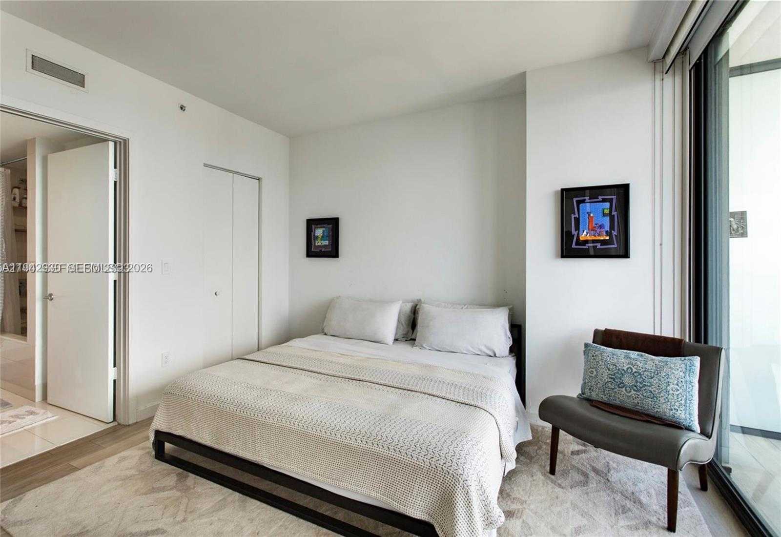 Small Image of 1300 SOUTH MIAMI AVE #4811, Miami Number 10